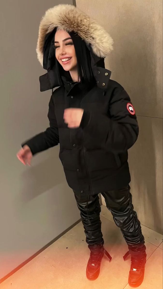 The official website is a great paragooseofficial