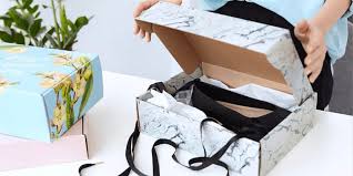 Custom Apparel Boxes